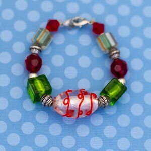 6 inch, Vintage Colorful Glass Beads Intricate Stylized Bracelet - M40
